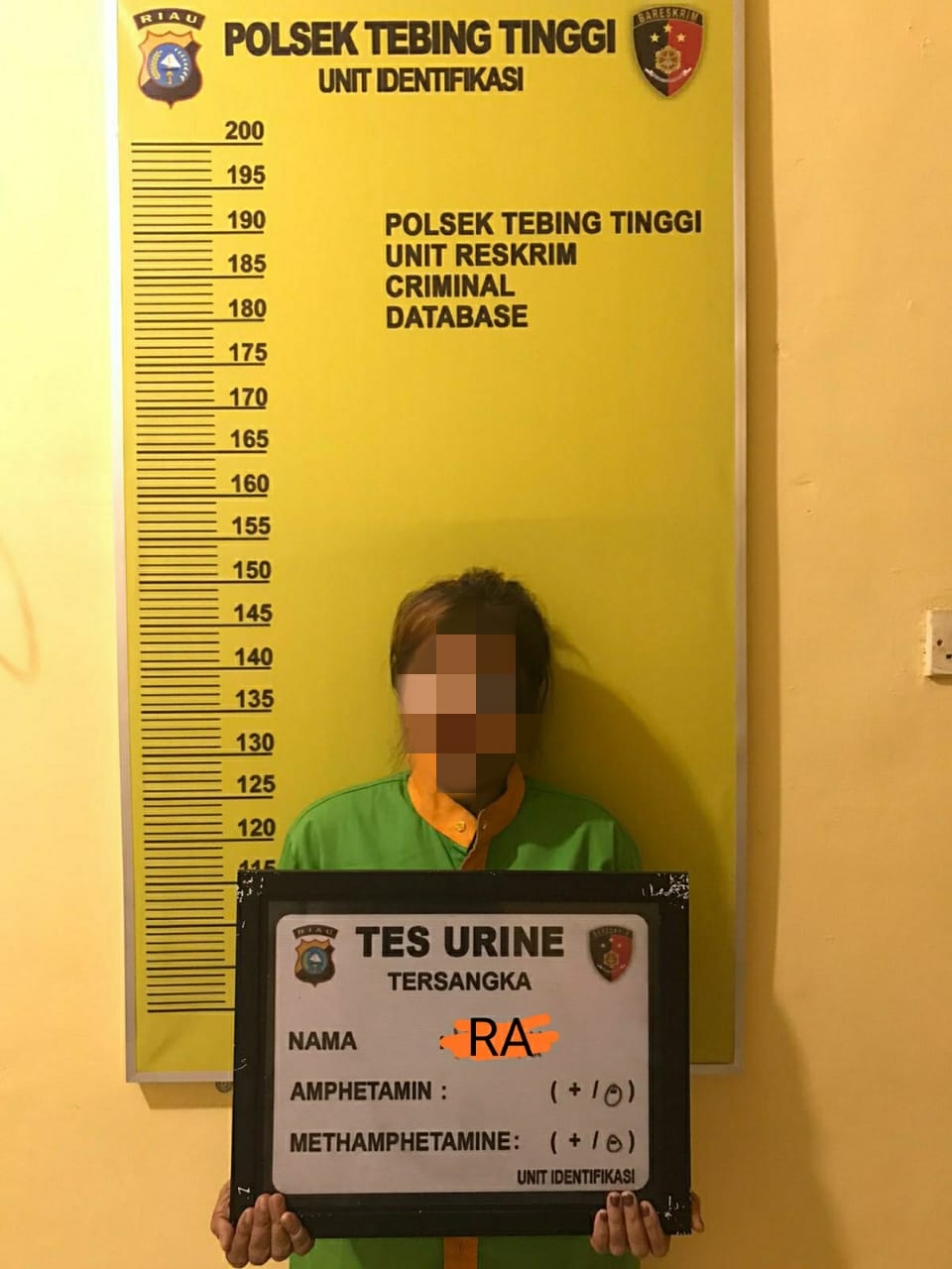 Pelaku Curat