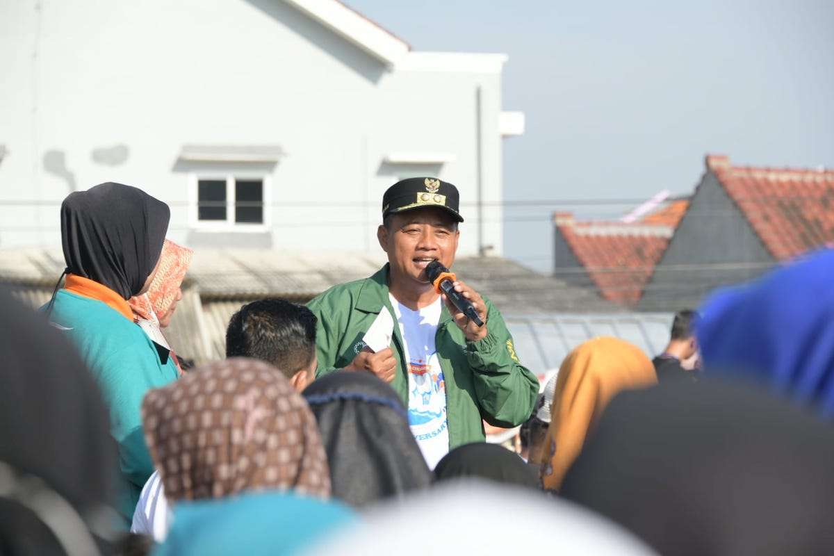 Uu Ruzhanul Ulum