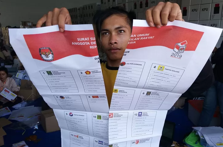 surat suara