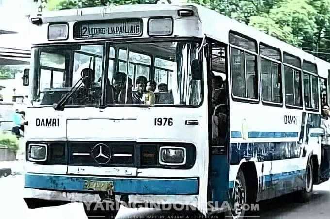 Jejak Sejarah Bus Damri: Transportasi Ikonik Bandung Yang Menghubungkan Kehidupan Kota