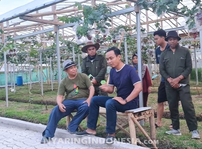 Foto bersama Saep Bos Copet di Kebun Anggur Cangri