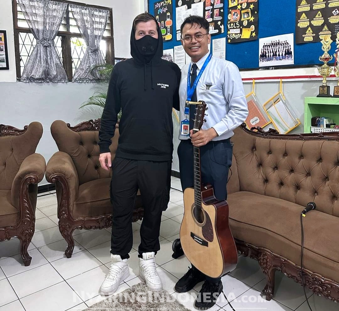Kunjungan Alan Walker di SMA Al-Azhar Medan