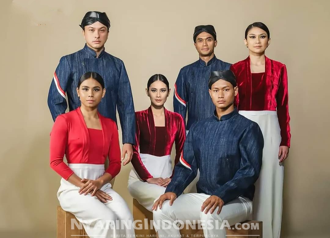 Seragam resmi untuk Opening Ceremony Olimpiade Paris 2024 (Desainer Didit Hediprasetyo)