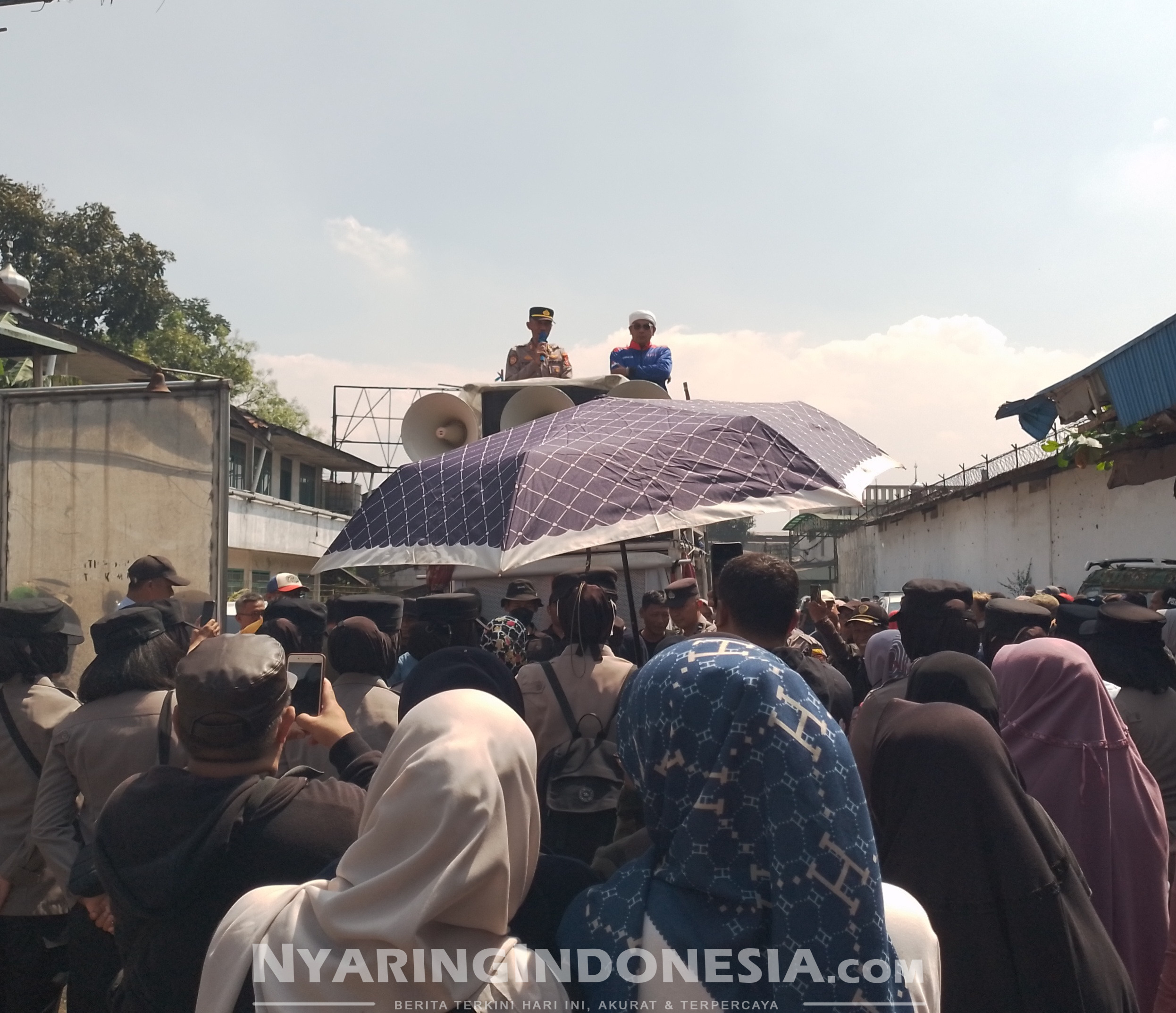Aksi unjuk rasa